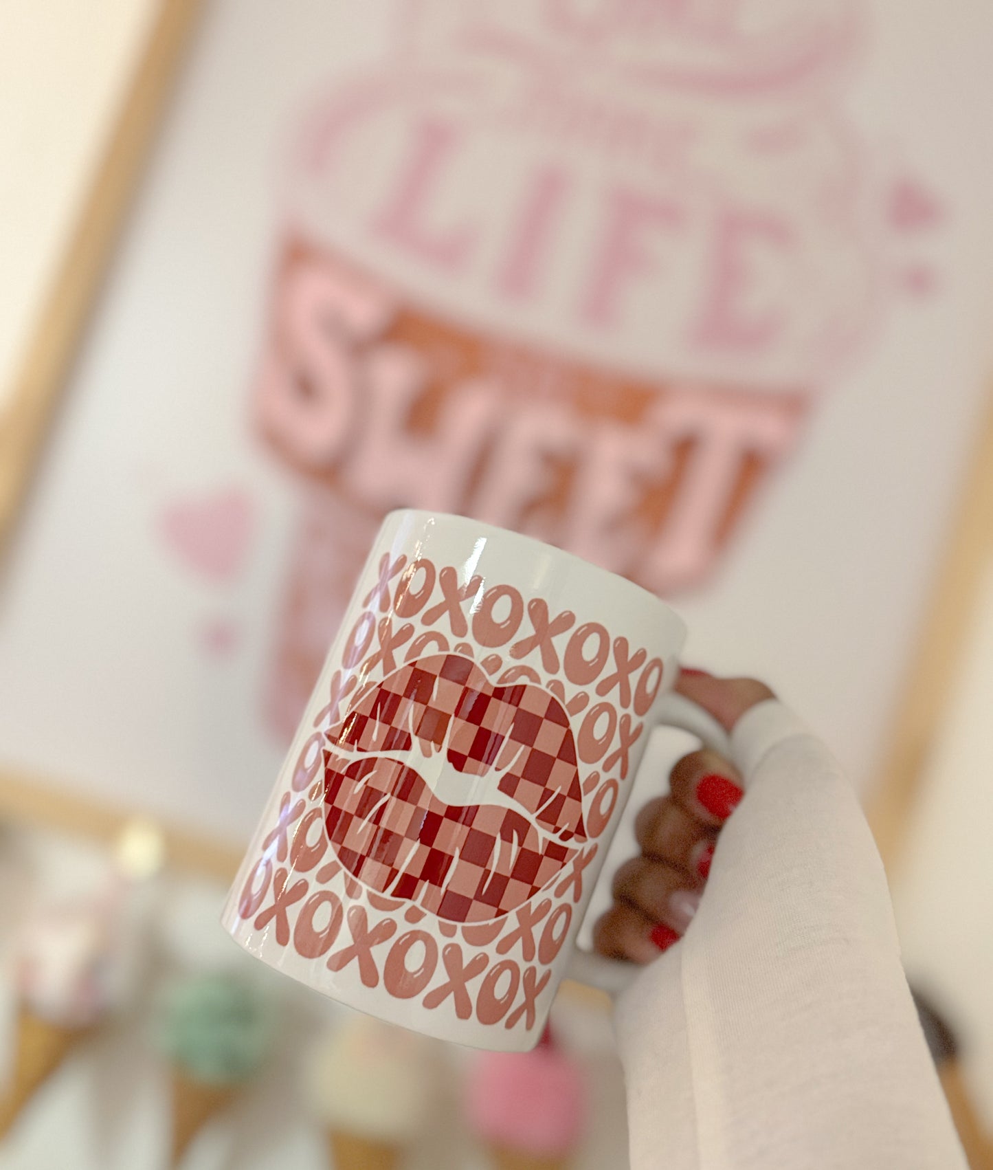 XOXO checkered Mug
